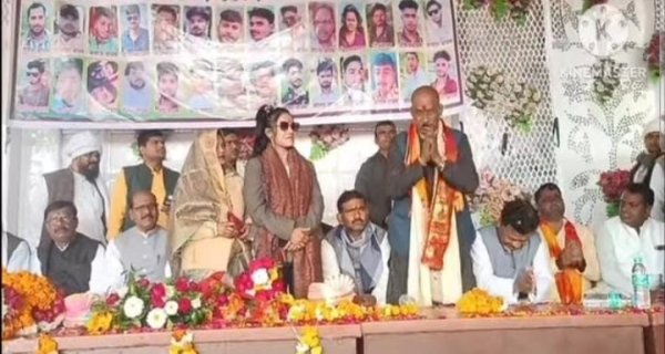 अंतरराष्ट्रीय खेल प्रतियोगिता में देश का गौरव बढ़ाने वाली खुशबू निषाद का हुआ ऐतिहासिक स्वागत