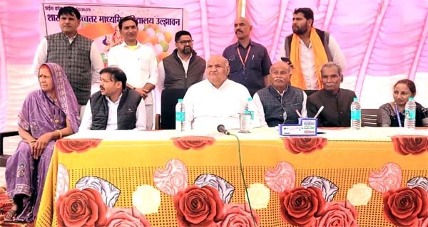 शिक्षा समाज के विकास की सबसे मजबूत नींव: मंत्री वर्मा