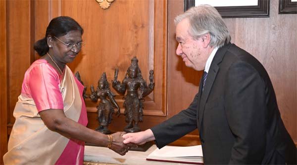 मुर्मु से मिले गुटेरेस, वैश्विक मुद्दों पर हुई बातचीत