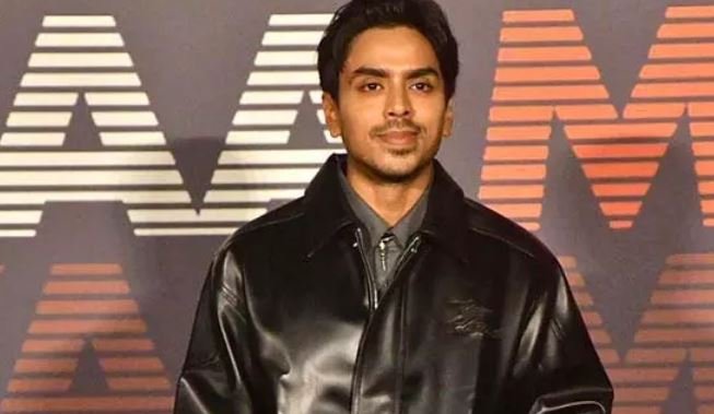 आदर्श गौरव ने फिल्म ‘तू या मैं’ में गाया रैप गाना