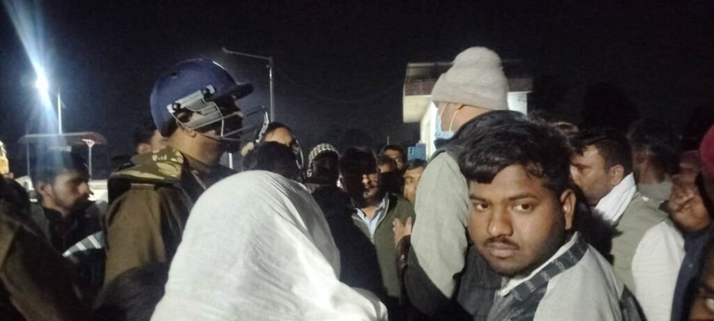 कोयला लदे ट्रेलर ने बाइक सवार दंपती को रौंदा, दोनों की मौके पर मौत, नेशनल हाईवे जाम