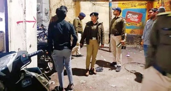 कॉम्बिंग गश्त -271 फरार वारंटी दबोचे, 357 गुण्डों, हिस्ट्रीशीटरों की जांच