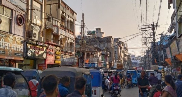 सराफा बाजार में रोजाना जाम, लोगों का हाल बेहाल