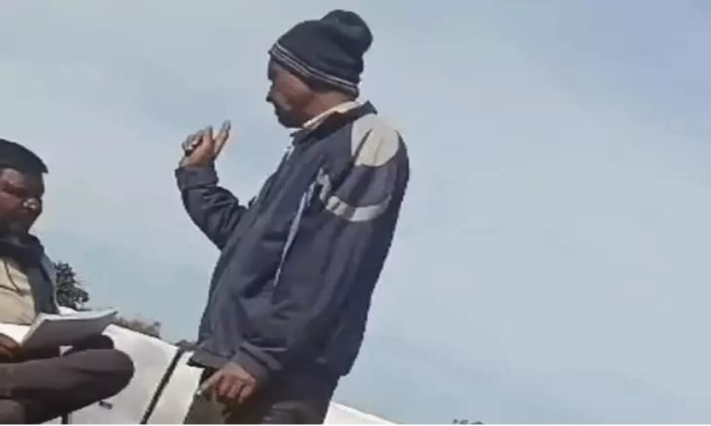 बहाल होने पर फिर नशे में विद्यालय पहुंचे हेडमास्टर