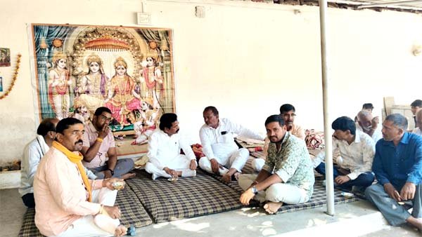 भिलट दरबार पिपरपानी में 84 कलश ज्वारे की स्थापना