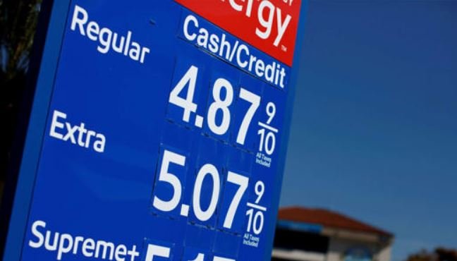 अमेरिका में तीन सालों बाद गैस की कीमत चार डॉलर तक पहुंची