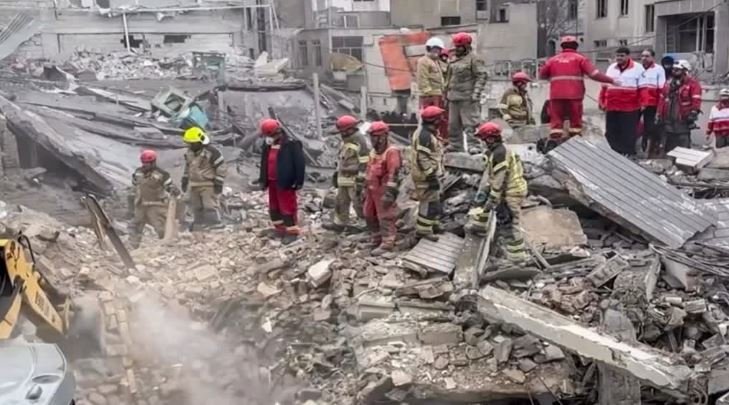 ईरान युद्ध के 18वें दिन बगदाद में अमेरिकी दूतावास पर भीषण हमला, इजराइल का तेहरान और बेरूत पर प्रहार, खाड़ी देशों में गहराया वैश्विक ऊर्जा संकट का खतरा