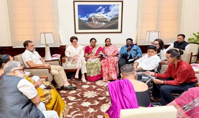 राहुल से मिला ट्रांसजेंडर प्रतिनिधि मंडल, बोले विधेयक को वापस करने का बनाएं दबाव