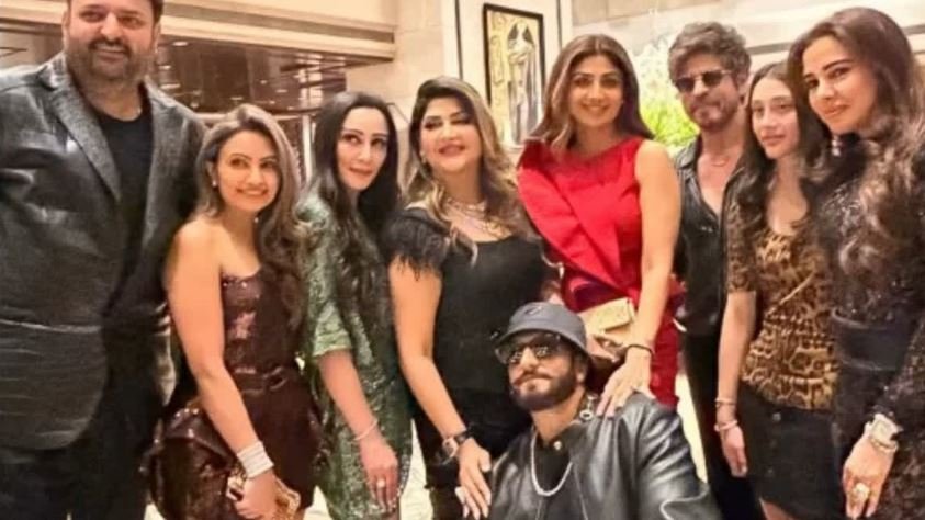 ‘धुरंधर 2’ की ऐतिहासिक सफलता के बीच बर्थडे पार्टी में एक साथ दिखे शाहरुख-रणवीर और संजय दत्त, सोशल मीडिया पर वायरल हुई सितारों की ‘महा-एपिक’ इनसाइड तस्वीरें