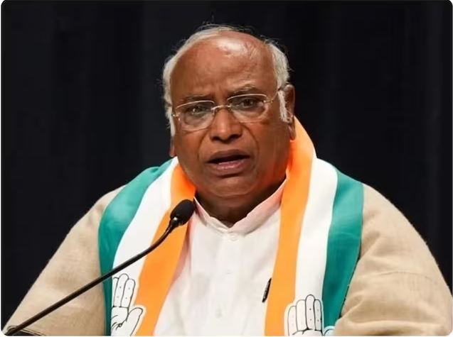 कोरोना काल में मजदूरों को राहत देने में अहम रही मनरेगा को मोदी ने किया नजरअंदाज : खरगे