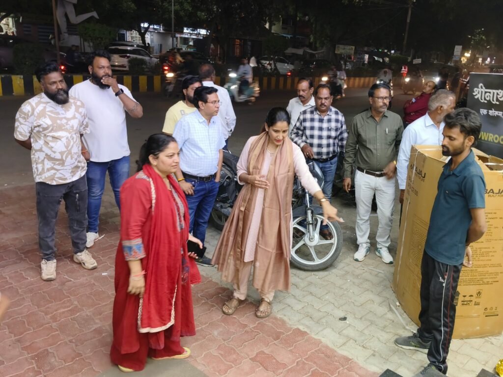 सफाई में टॉप-10 में लाने की कवायद, रात में चैकिंग के लिए निकली सीएमओ