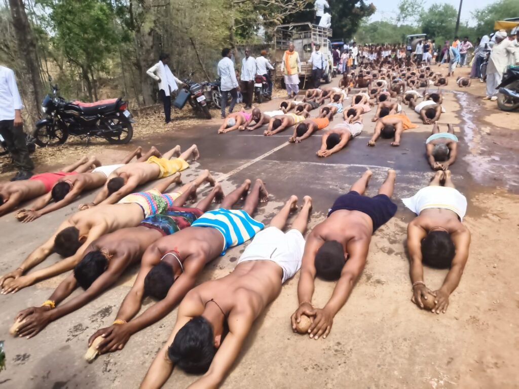 हटरी चौंसठ योगिनी माता धाम में अनोखा जवारा विसर्जन, उमड़ा आस्था का सैलाब