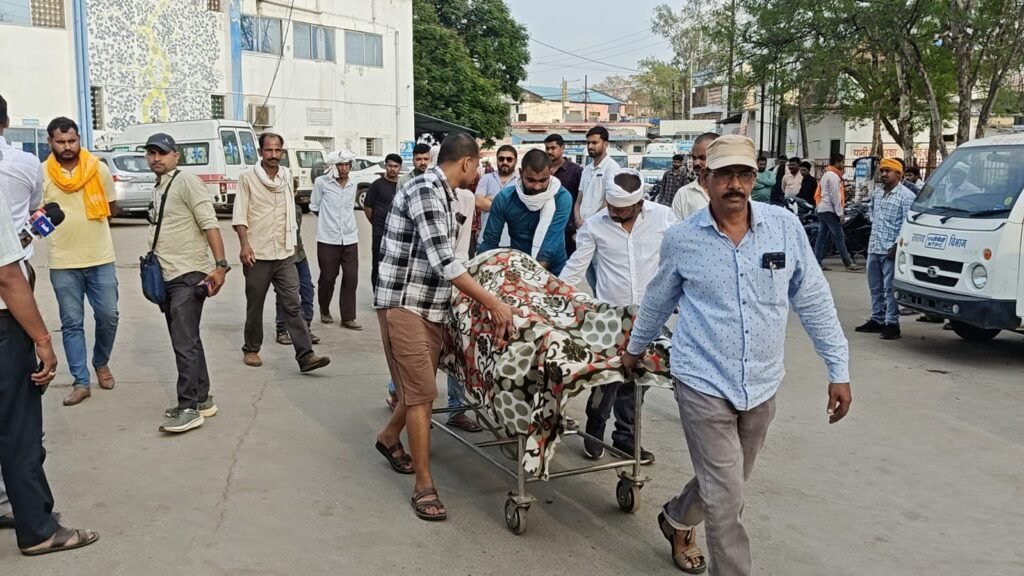 गर्भवती महिला की संदिग्ध मौत पर मायके पक्ष ने किया हंगामा
