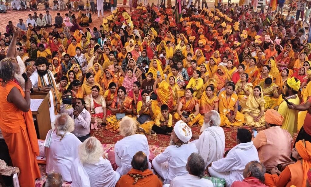 108 कलश और 51 स्वागत द्वारों के बीच निकली महाबली की विशाल शोभायात्रा