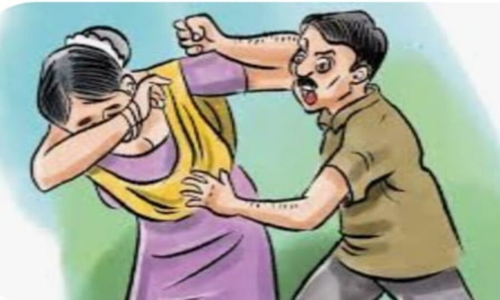 दामाद ने सास पर किया हमला