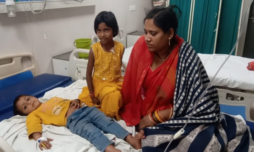सब्जी में छिपकली,  परिवार के 5 लोग बेहोश