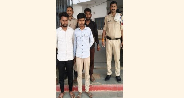 अड़ीबाजी के आरोप में 3 धराए