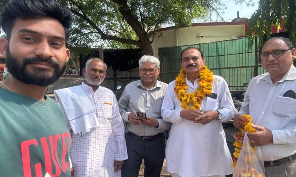 अखिल विश्व सत्य सनातन संघ के अंतर्राष्ट्रीय अध्यक्ष भदौरिया आए ग्वालियर