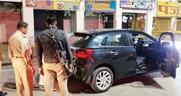 वीकेंड पर पुलिस सख्तः 150 से ज्यादा ड्रिंक एंड ड्राइव में धराए