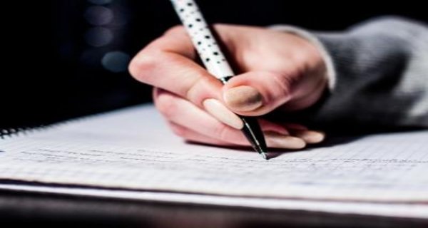 बोर्ड ने पलटा ‘बेस्ट ऑफ फाइव’ का फैसला, अगले साल से 10वीं में 7 और 12वीं में देने होंगे 6 पेपर