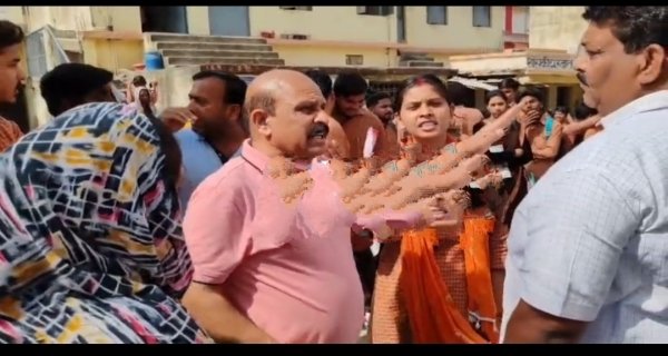 अमरपाटन कॉलेज में असिस्टेंट प्रोफेसर ने की छात्रों से अभद्रता