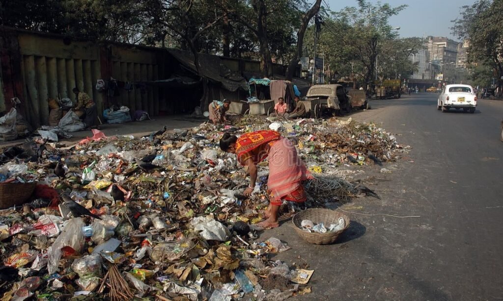 राधा कृष्ण मंदिर की जमीन के कब्जा मुक्त होने की उम्मीद