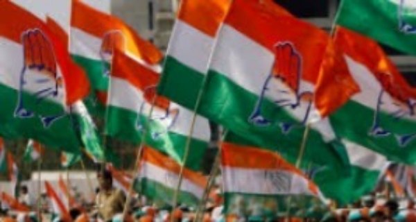 झंडा सत्याग्रह को भूल गए नगर कांग्रेस अध्यक्ष, नहीं फहर पाया झंडा