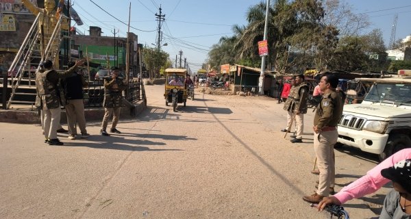 होली पर ग्वालियर में ‘सुरक्षा कवच’: हुड़दंगियों पर पुलिस की पैनी नजर, सड़कों पर उतरा भारी बल