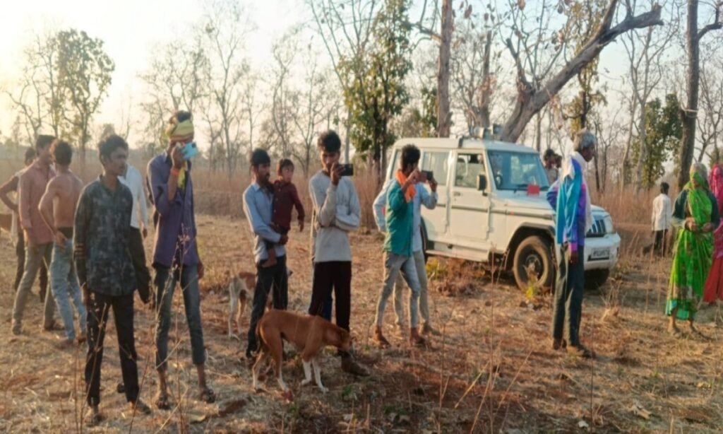 अतिक्रमण हटाने पहुंची टीम को धमकी, वन विभाग अमले को 30 से 40 महिलाओं ने खदेड़ा