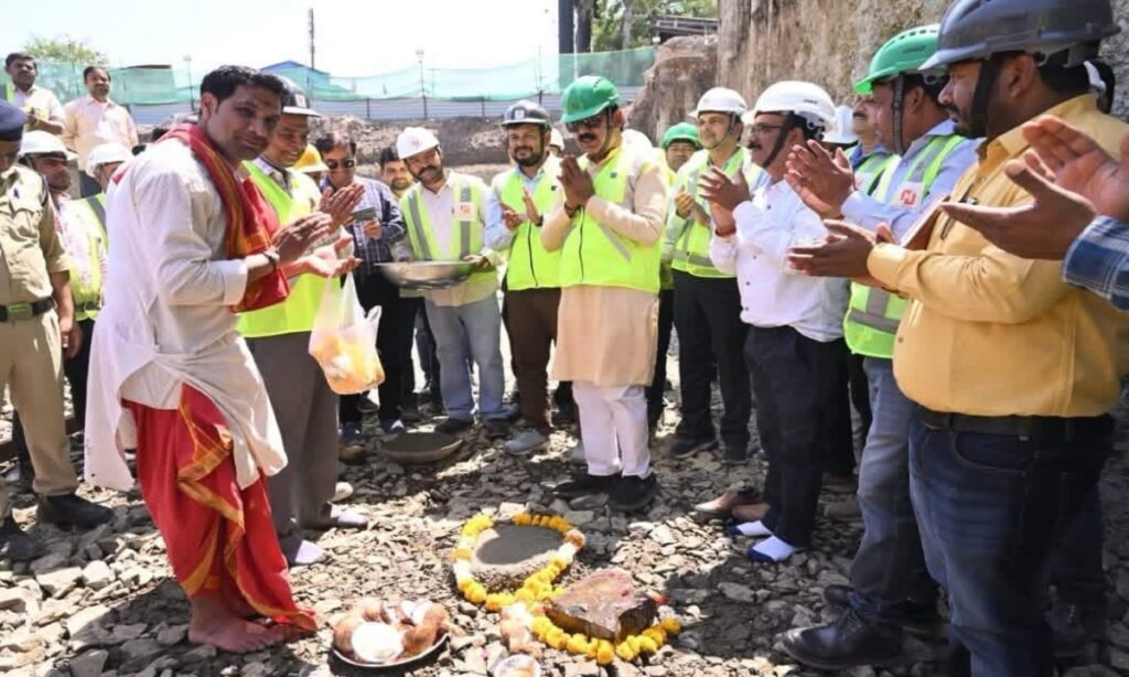 इंदौर रेलवे स्टेशन के मेगा अपग्रेडेशन का शुभारंभ