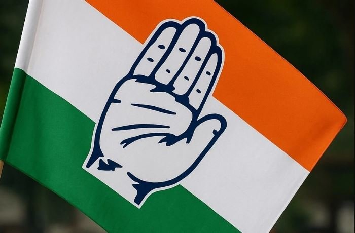 अरबपतियों की पार्टी बन गई है आम आदमी पार्टी, पैसे लेकर भेजती है राज्यसभा : कांग्रेस