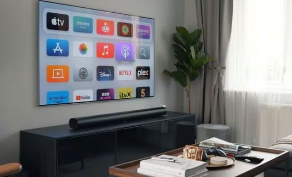 इंडियन टीवी एड्स बॉलीवुड और क्रिकेट से आगे नहीं देखते; क्रिएटिविटी कहाँ है?