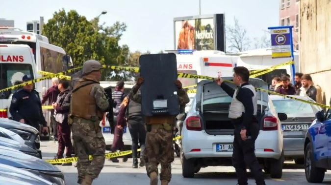 इस्तांबुल में इजरायली वाणिज्य दूतावास के पास गोलीबारी में तीन लोगों की मौत