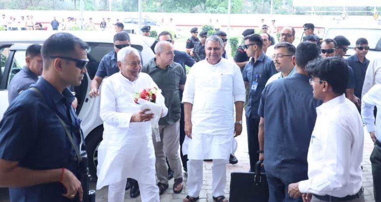 नीतीश कुमार के मुख्यमंत्री पद छोड़ने के बाद भी बरकरार रहेगी ‘Z प्लस’ सुरक्षा, राज्यसभा सदस्य बनने पर गृह विभाग ने जारी किया विशेष सुरक्षा आदेश