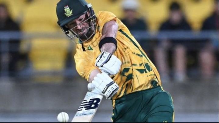 चोटिल टॉम बैंटन की जगह कॉनर एस्टरहुइजन गुजरात टाइटंस में शामिल