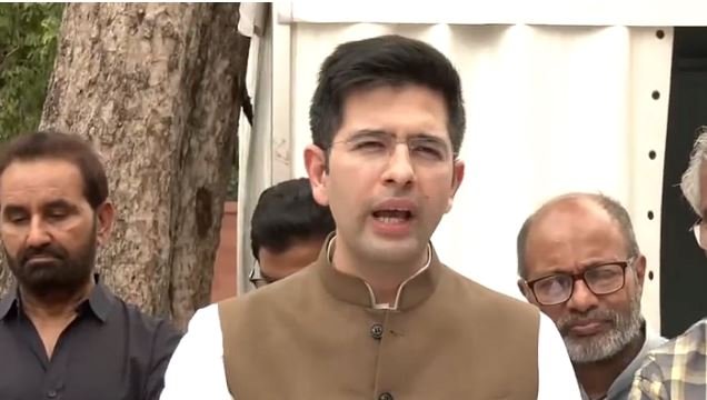 राघव चड्ढा ने आम आदमी पार्टी पर अपनी आवाज दबाने का लगाया आरोप