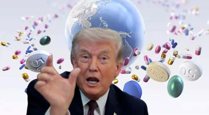 अमेरिकी राष्ट्रपति डोनाल्ड ट्रंप का ‘टैरिफ बम’, विदेशी दवाओं पर लगाया 100 प्रतिशत का भारी टैक्स, भारत की फार्मा इंडस्ट्री में मची खलबली, रीशोरिंग के लिए दिया 120 दिन का समय