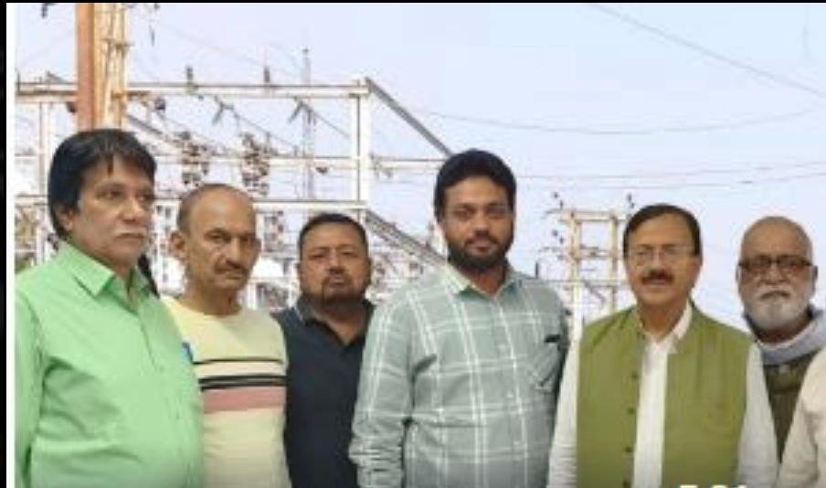 पेंशन की गारंटी ले सरकार, काले क़ानूनों का हुआ विरोध