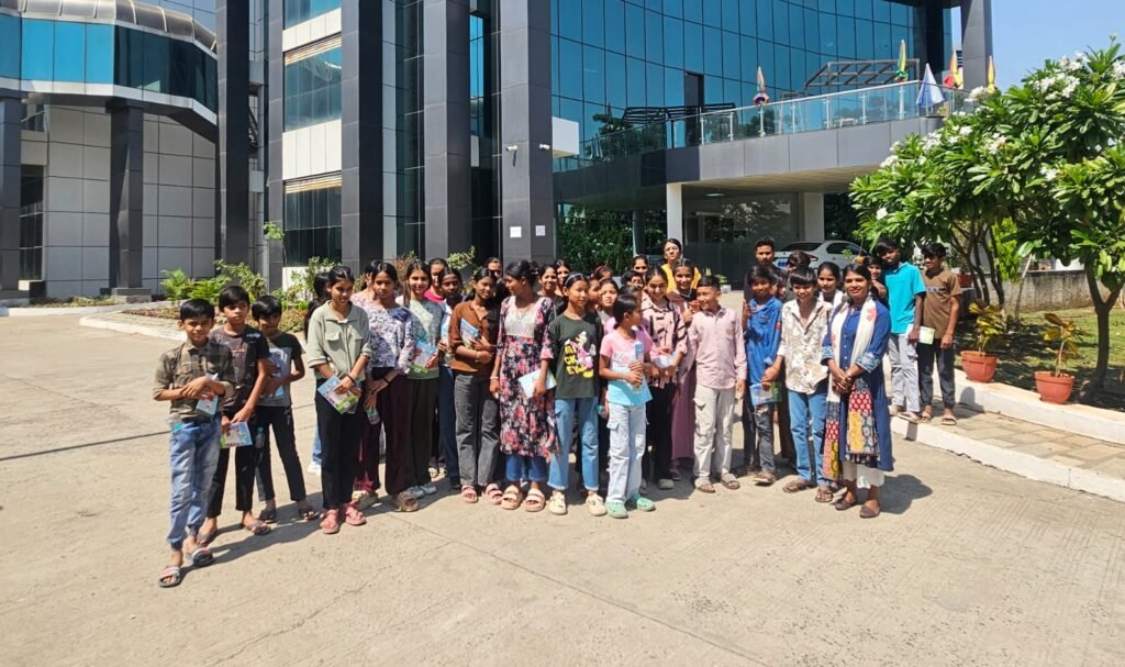 अब एक कॉल पर मिलेगी हर मदद: सृजन के तहत बच्चों ने समझी डायल-112 की कार्यप्रणाली