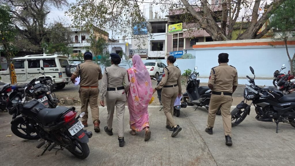 बहू के हमले में घायल सास की इलाज के दौरान मौत, पुलिस ने आरोपी महिला को गिरफ्तार कर भेजा जेल