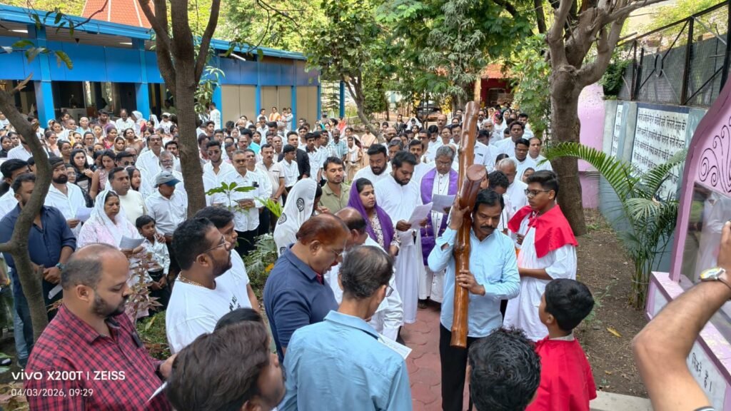 गुड फ्राइडे पर इंदौर में श्रद्धा और आस्था का माहौल