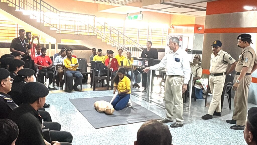 भोपाल मेट्रो में सुरक्षित सफर की तैयारी: NDRF और सिविल डिफेंस ने दी आपदा प्रबंधन की ट्रेनिंग