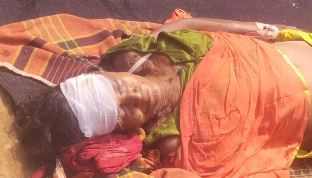 बाइक की टक्कर से गंभीर बुजुर्ग महिला की मौत