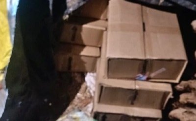 भूसे के कंडों में छिपी शराब का खुलासा, पुलिस ने 103.68 बल्क लीटर अवैध शराब की जब्त 