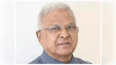 राज्यपाल मंगूभाई पटेल का मांडू आगमन, हेलीपैड पर आत्मीय स्वागत