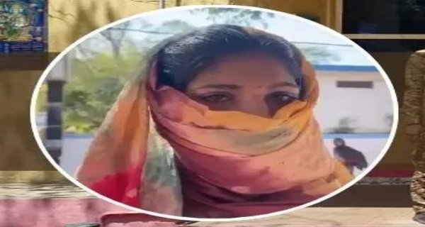 करैरा की स्मैक तस्कर कृतिका तिवारी का गुर्गा गिरफ्तार, 10 लाख की स्मैक जब्त