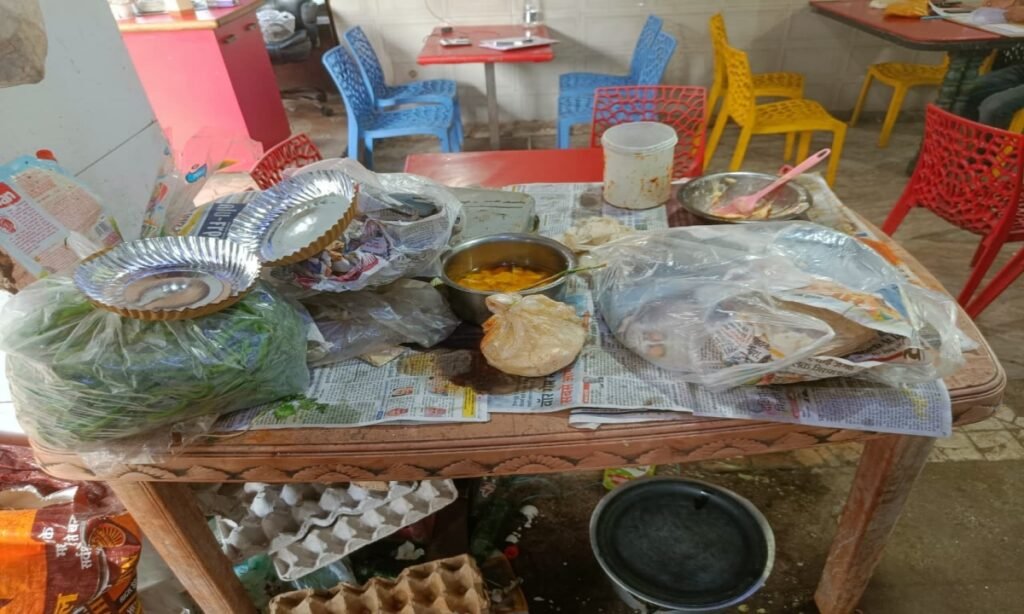 दिलखुश रेस्टारेंट बंद, डोसा क्रश को संचालन रोकने के निर्देश