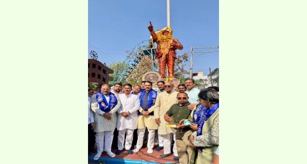 अंबेडकर जयंती पर भाजपा नेताओं ने किया माल्यार्पण, दी श्रद्धांजलि