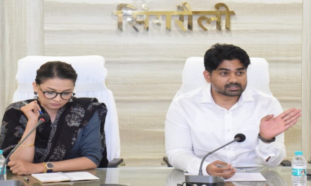 मॉडल रोड के काम में देरी पर प्रोजेक्ट मैनेजर्स को नोटिस, 30 जून तक पूरा होगा निर्माण