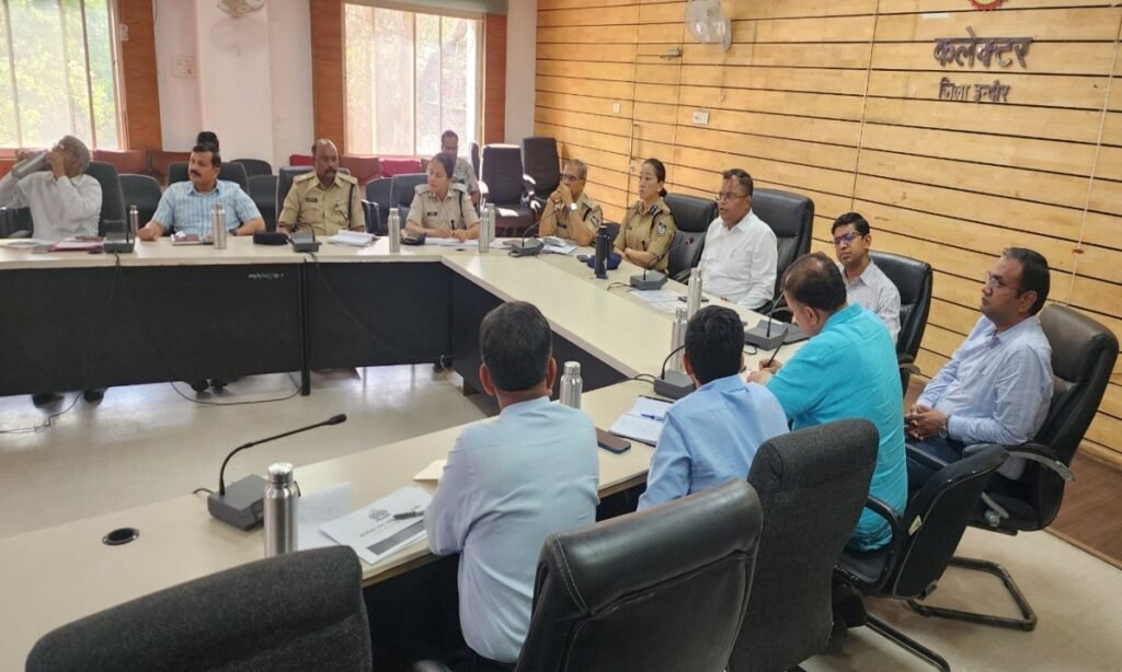 सड़क सुरक्षा समिति की बैठक में कई महत्वपूर्ण निर्णय